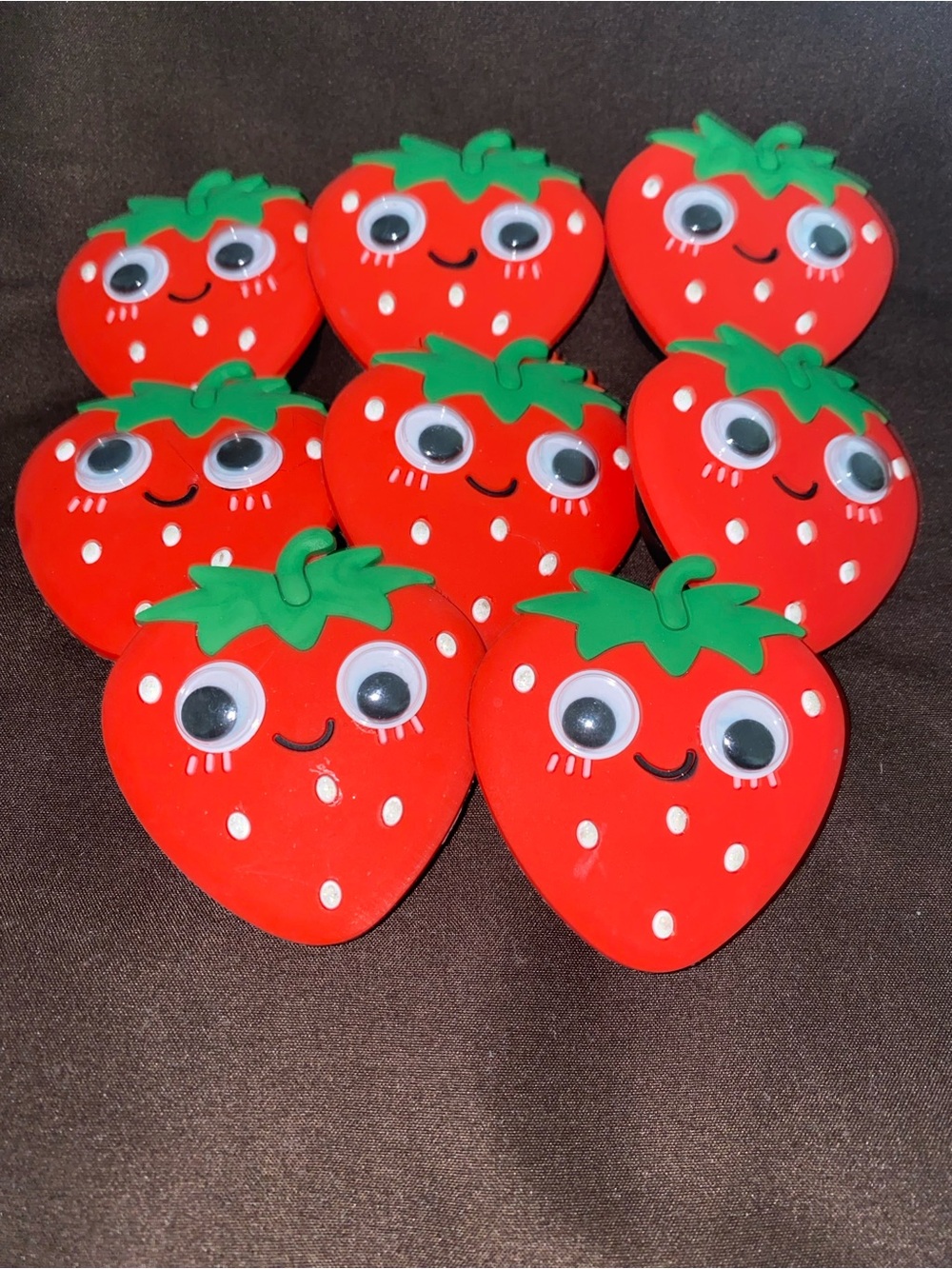 1-Cute Strawberry Oversized 3D Pop-Up phone holder